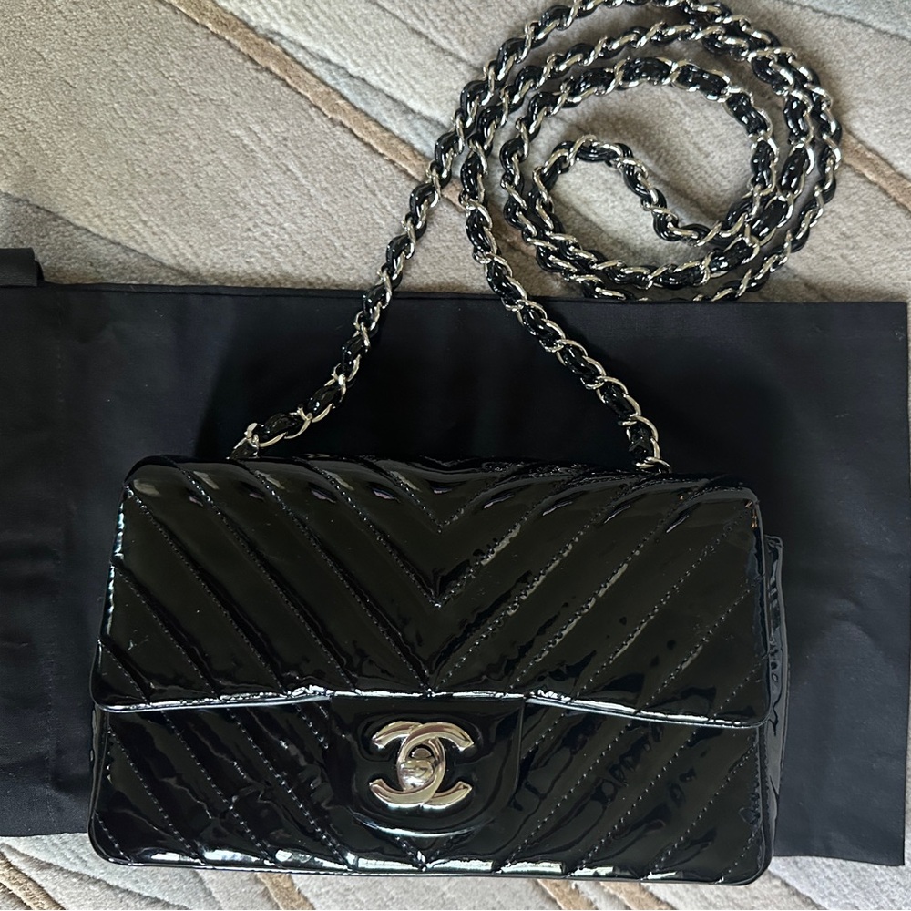 CHANEL  Black Chevron mini rectangle flap bag